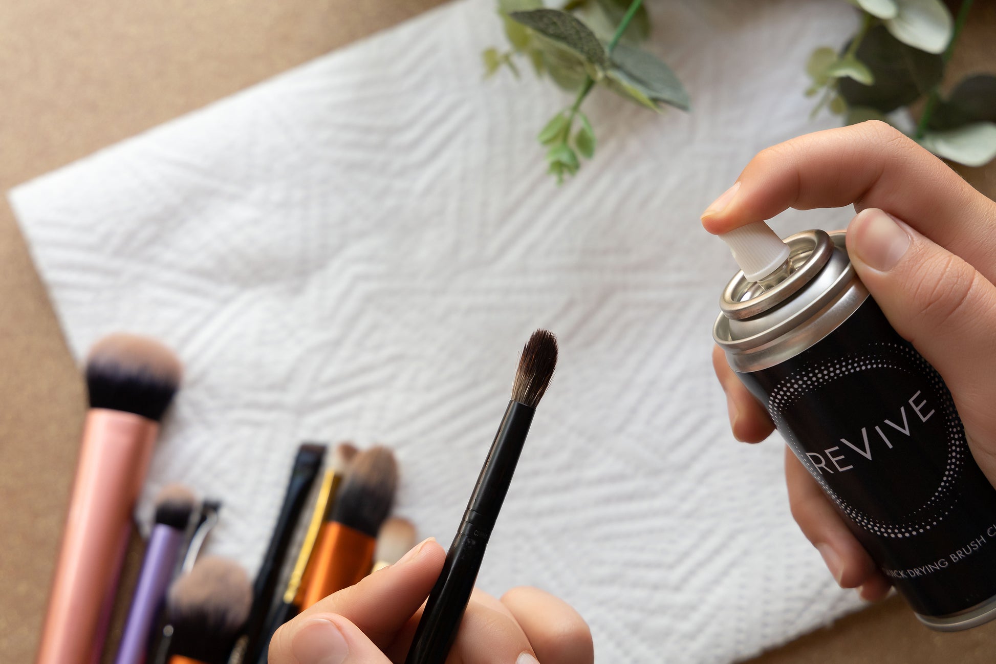 ReVive Quick Drying Brush Cleaner