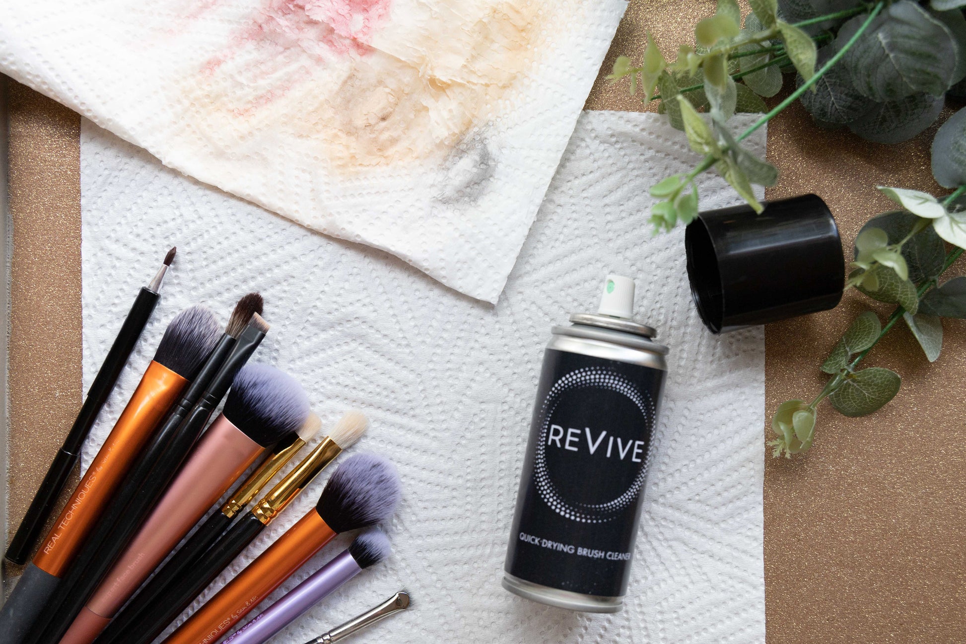 ReVive Quick Drying Brush Cleaner
