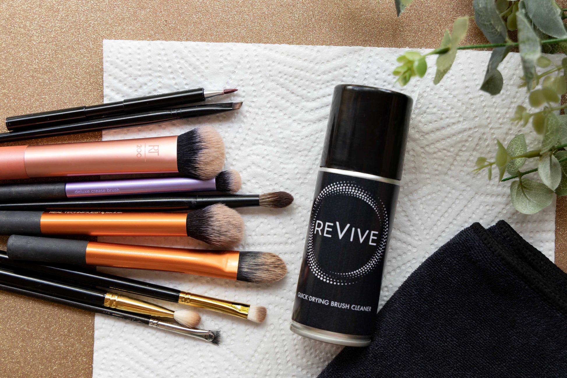 ReVive Quick Drying Brush Cleaner